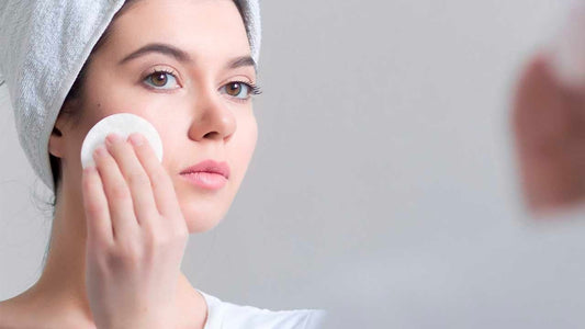 Best Oily Skin Care Routine According to Experts